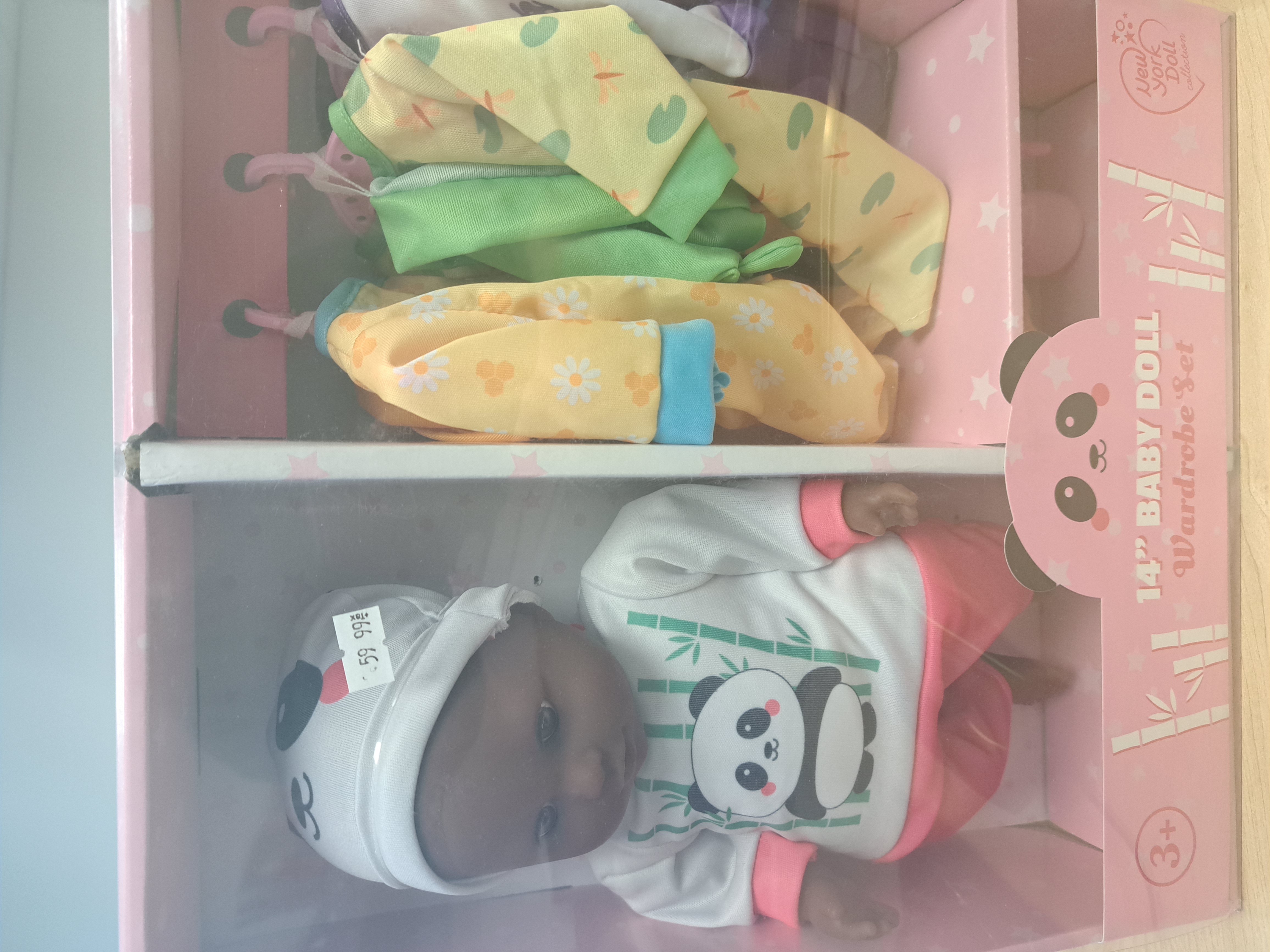 14 pouces bébé noir avec garde robe